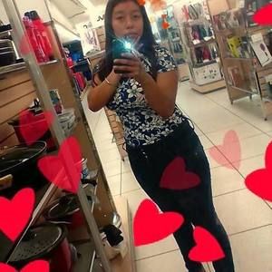 Meet your Posher, Abigail